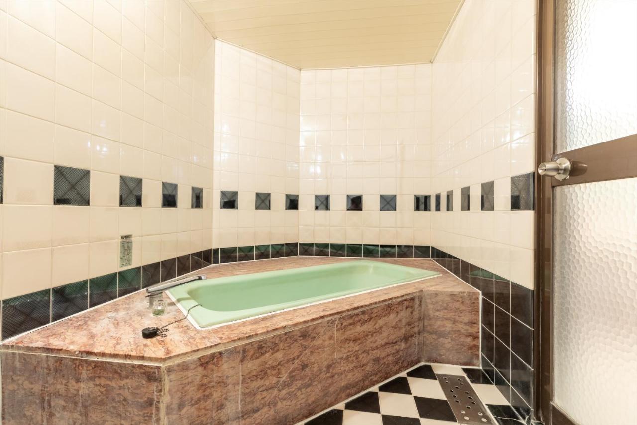 Oyo Hotel Tatsuyoshi Sennan Misakimachi Tannowa Bagian luar foto